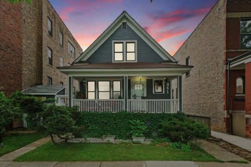 841 Lyman Ave, Oak Park, IL 60304-1615