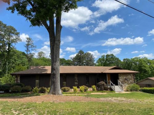 2082 Windsor Dr, Lithia Springs, GA 30122-2368