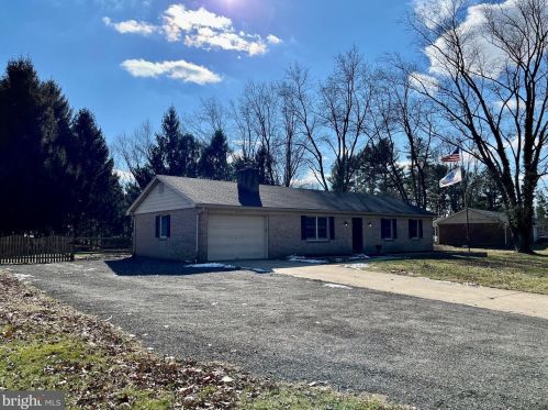 2047 Durham Rd, Fallston, MD 21047-1012