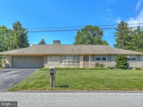 2330 Merrill Rd, York, PA 17403-5022