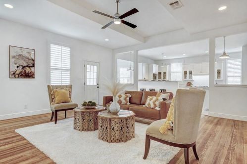 1004 Church St, Georgetown, TX 78626-5932