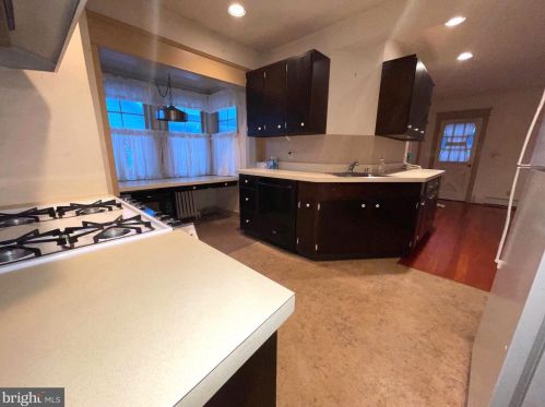 131 Marne Ave, Haddonfield NJ 08033-1443 exterior