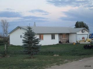 122 Garden Dr, Penrose, CO 81240-9219