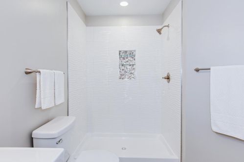 2967 Devonshire Cir, Saint Paul MN  55125-3964 exterior