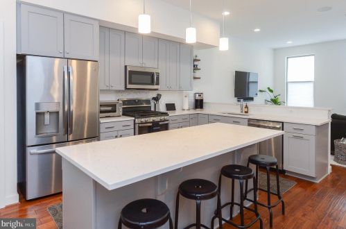 1431 5 St, Philadelphia PA 19147-0059 exterior