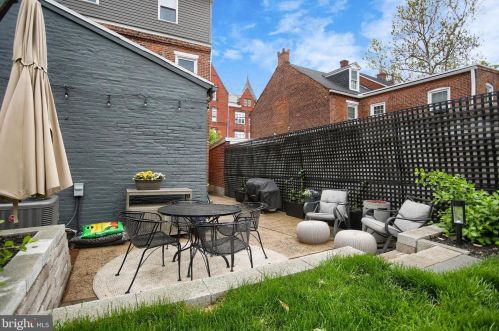 36 Mulberry St, Lancaster PA  17603-3741 exterior