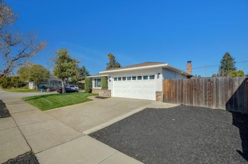 461 Welburn Ave, Gilroy, CA 95020-4325