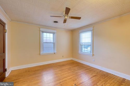 1002 York St, Hanover PA 17331-3360 exterior