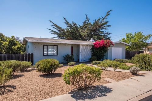 1945 Luzern St, Seaside, CA 93955-3312