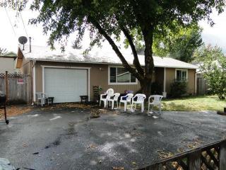 3447 Oregon Ave, Springfield, OR 97478-6359
