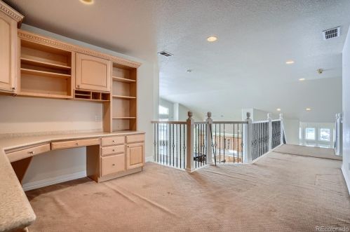 7056 Picadilly St, Aurora CO 80016-2345 exterior