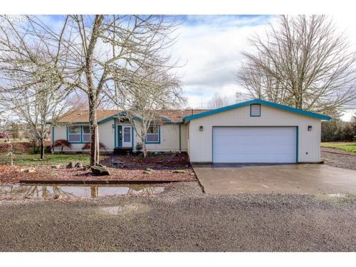 305 9th St, Alpine, OR 97456-8400