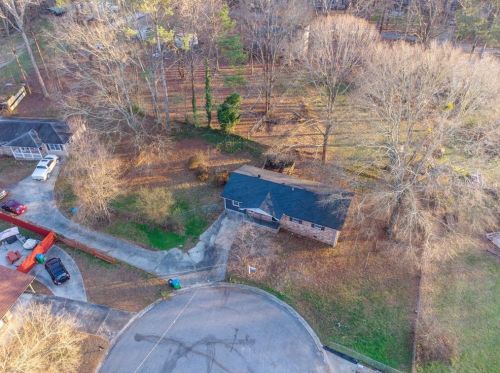 6512 Jackie Ln, Austell, GA 30106-3129