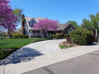 3701 Fairway Dr, Hays, KS 67601-1576
