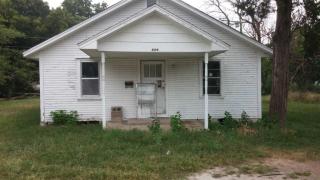 805 13th St, Ada, OK 74820-6809