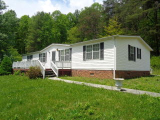 1759 Howard Colvard Rd, Crumpler, NC 28617