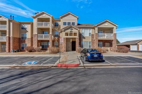 5765 Genoa Way, Aurora, CO 80019-2074