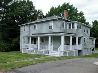 144 Berlin St, Middletown, CT 06457-2666