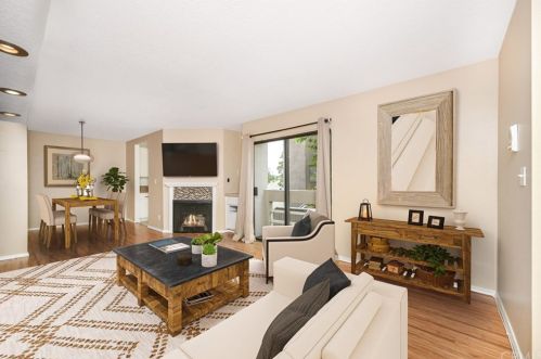 12548 Montecito Rd, Seal Beach, CA 90740-2727
