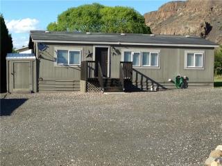695 Chukar Pl, George, WA