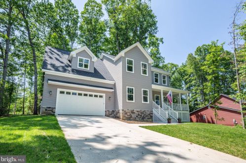 101 Confederate Cir, Locust Grove, VA 22508-5735