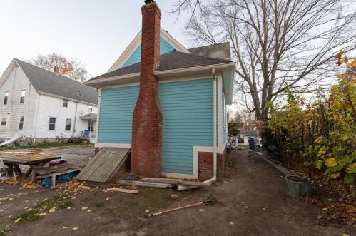 50 Trent St, Woonsocket RI  02895-1039 exterior