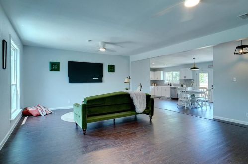 4620 Houghton Ave, Fort Worth, TX 76107-6134