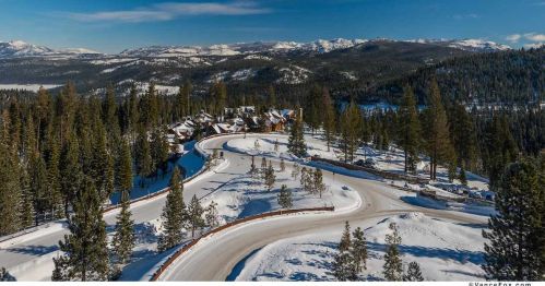 13031 Ritz Carlton Highlands Ct, Truckee CA 96161-4257 exterior