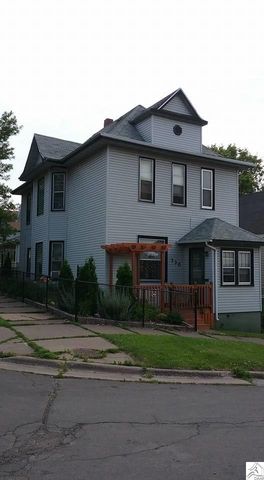 330 23rd Ave, Duluth, MN 55806-1521
