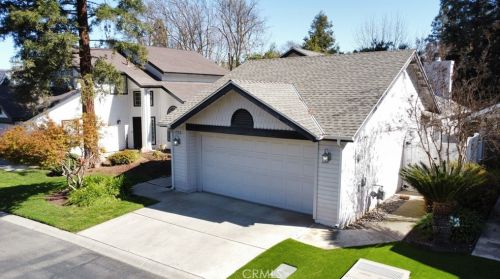 9160 Woodlawn Dr, Fresno, CA 93720-1290