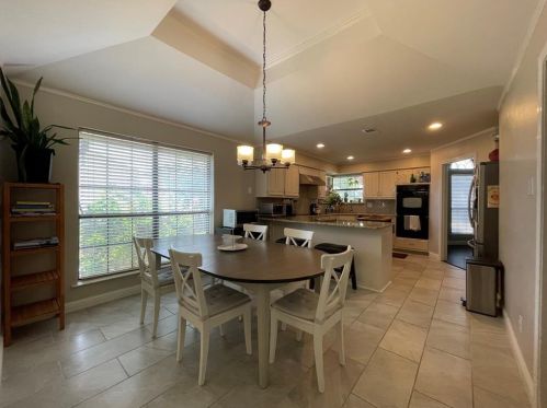 2906 Cambridgeshire Dr, Carrollton TX  75007-4831 exterior