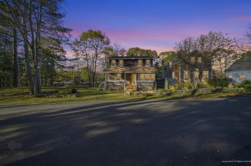 108 Upper A St, Portland, ME 04108-1265
