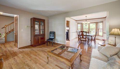 2417 Wendover Dr, Naperville, IL 60565-3256