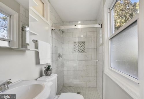 13017 Matey Rd, Silver Spring MD 20906-4053 exterior