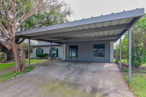 537 Park Center Blvd, Fort Worth TX  76179-1142 exterior