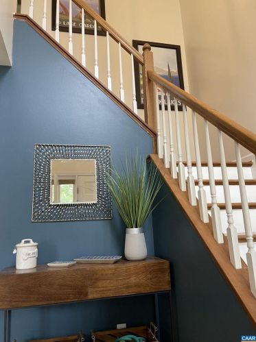 1305 Wimbledon Way, Charlottesville, VA 22901-0632