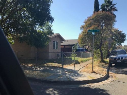 457 Court St, Stockton, CA 95205-6362