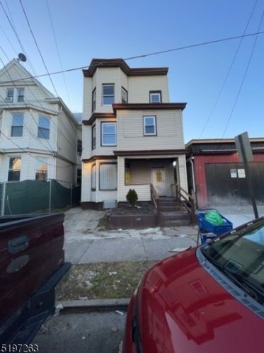 400 28th St, Paterson, NJ 07514-1806