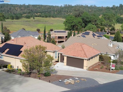 6040 Bluff View Rd, Copperopolis, CA 95228-9458