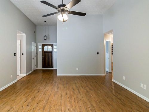 228 Legacy Ln, Newnan, GA 30265-6305