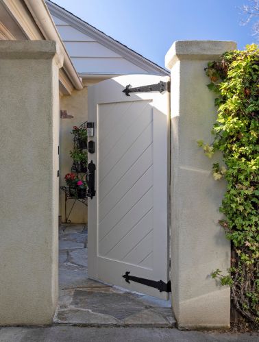 544 San Ysidro Rd, Santa Barbara, CA 93108-2125