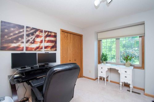 9063 Duckwood Trl, Saint Paul MN  55125-8687 exterior