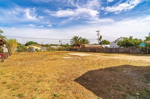 5036 Rutile St, Riverside CA  92509-3593 exterior