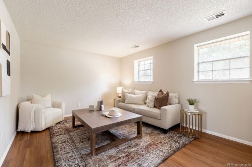 2463 Memphis Way, Aurora CO 80017-3103 exterior