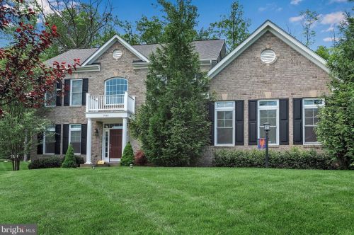 9043 John Sutherland Ln, Lorton, VA 22079-3474