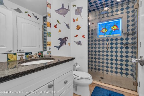 211 Canal Ln, Lavallette NJ  08735-1604 exterior