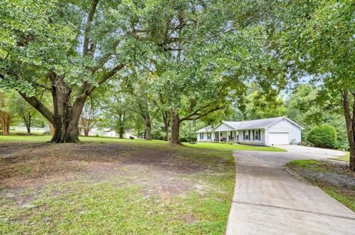 429 Mein Mitchell Rd, Hiram, GA 30141-5826