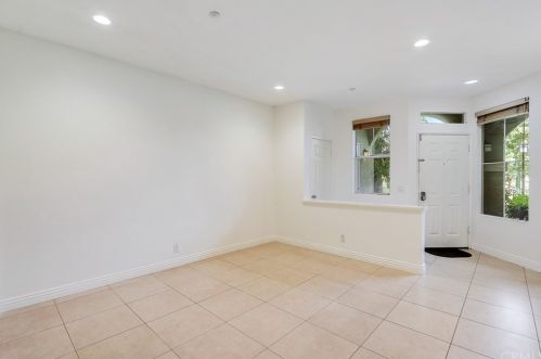 503 Larkridge, Irvine CA  92618-4017 exterior