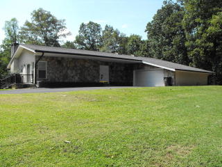 1207 Covie Dr, Dalton, GA 30720-2524