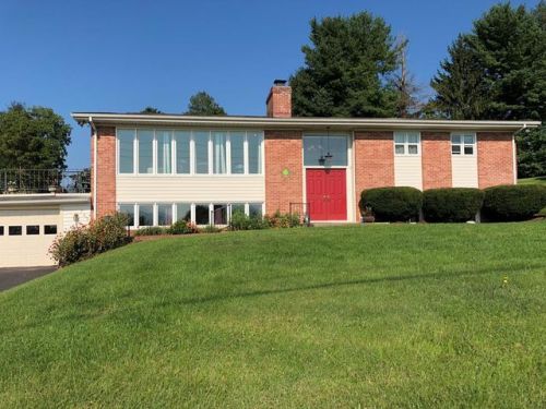 760 Edwynne Dr, Thomas Bridge, VA 24354-2102